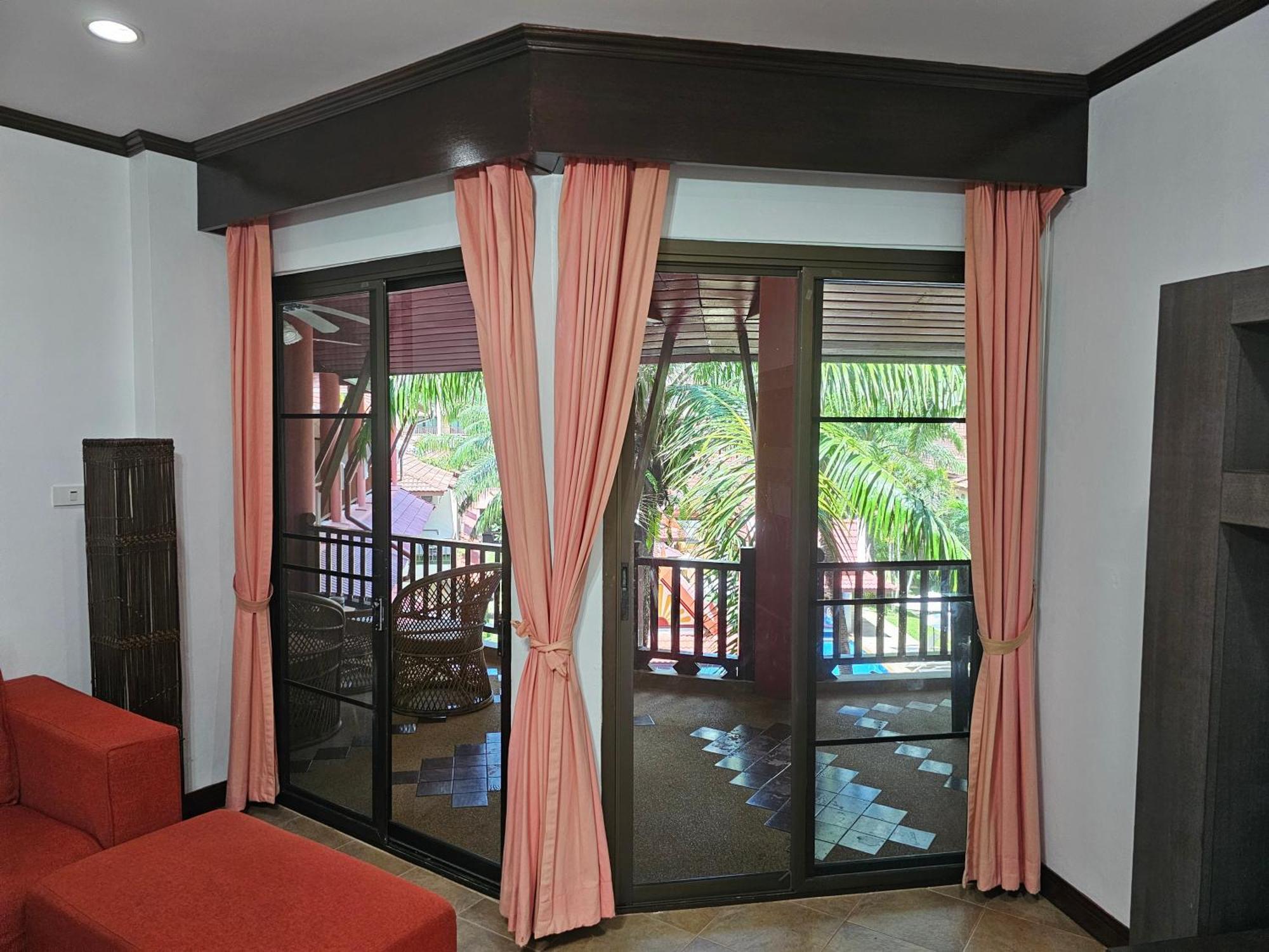 Sai Rougn Apartment Patong Luaran gambar