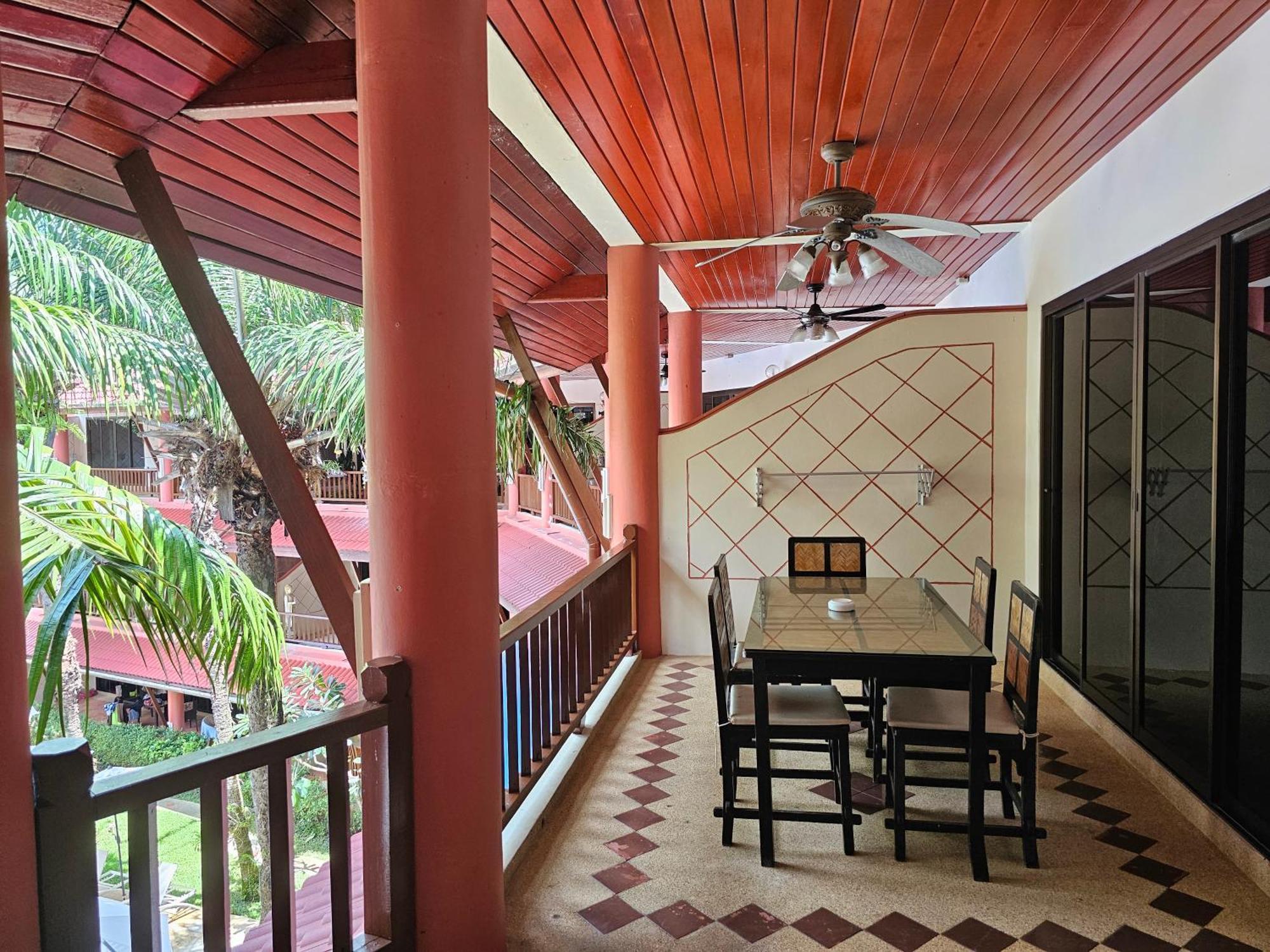 Sai Rougn Apartment Patong Luaran gambar
