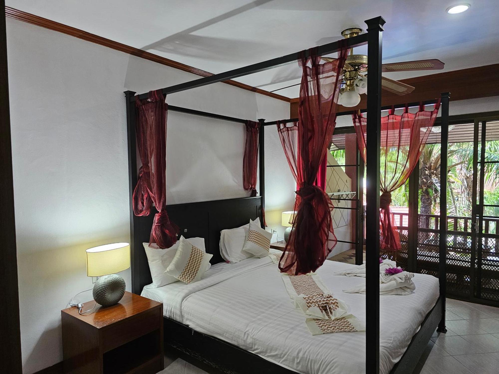 Sai Rougn Apartment Patong Luaran gambar